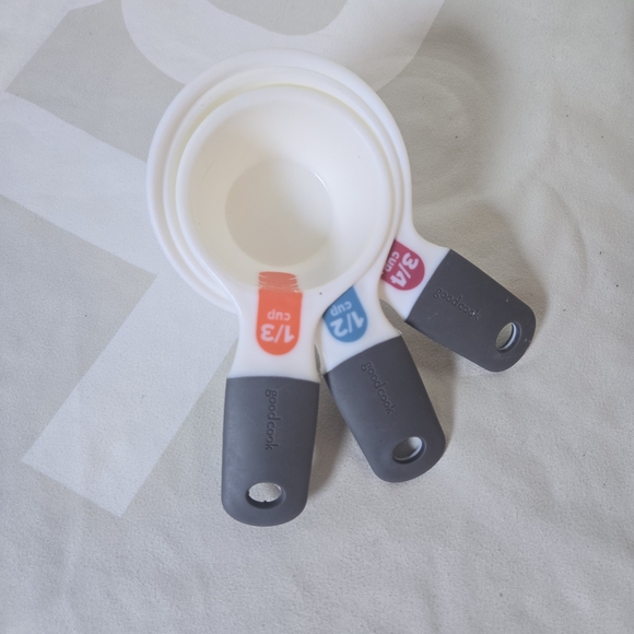 Gray Measuring Cups Set - Picture 3 of 3